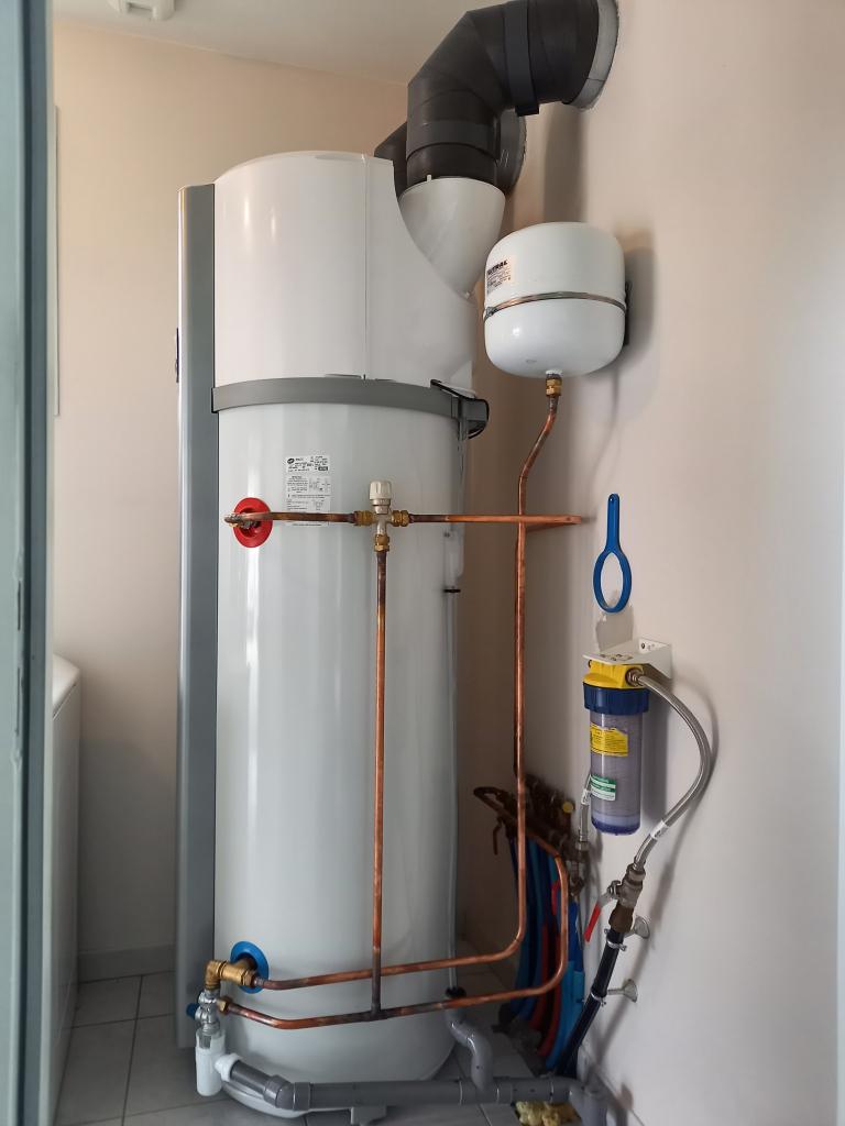 Chauffe-eau thermodynamique installation &mdash; Plombalis